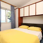 Διαμέρισμα Seaside Secluded Lavdara, Dugi Otok - 434 Sali