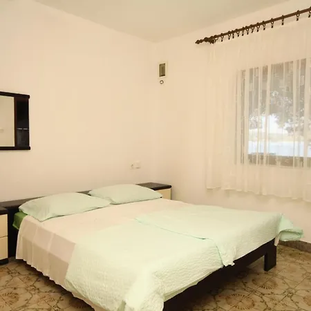 Apartment Seaside Secluded Apartments Lavdara, Dugi Otok - 434